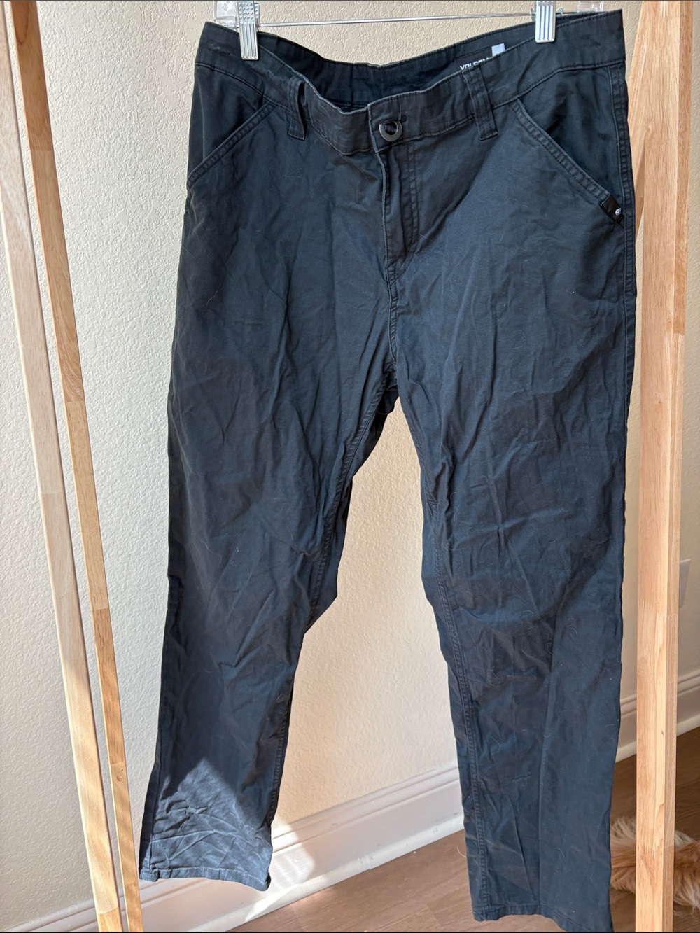 Volcom Men's Black Cargo Pants